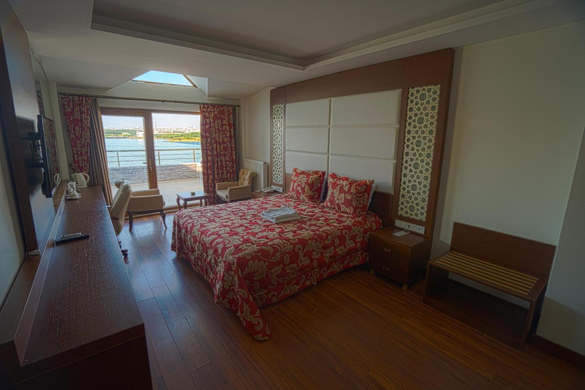 Sea Golden Hotel Darıca Exterior foto